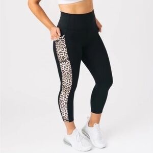 ZYIA Leopard Leggings